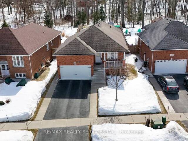 37 TONA TRAIL Wasaga Beach Ontario, L9Z 0A5 - 3 Bedrooms Home For Sale