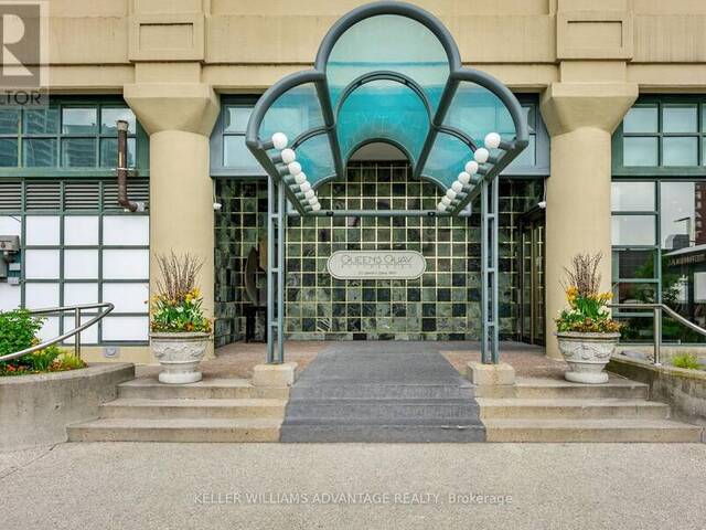 905/906 - 211 QUEENS QUAY W Toronto Ontario, M5J 2M6 - 5 Bedrooms Waterfront Condo For Sale