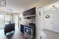 15 - 895 CARIBOU VALLEY CIRCLE | Newmarket Ontario | Slide Image Twelve