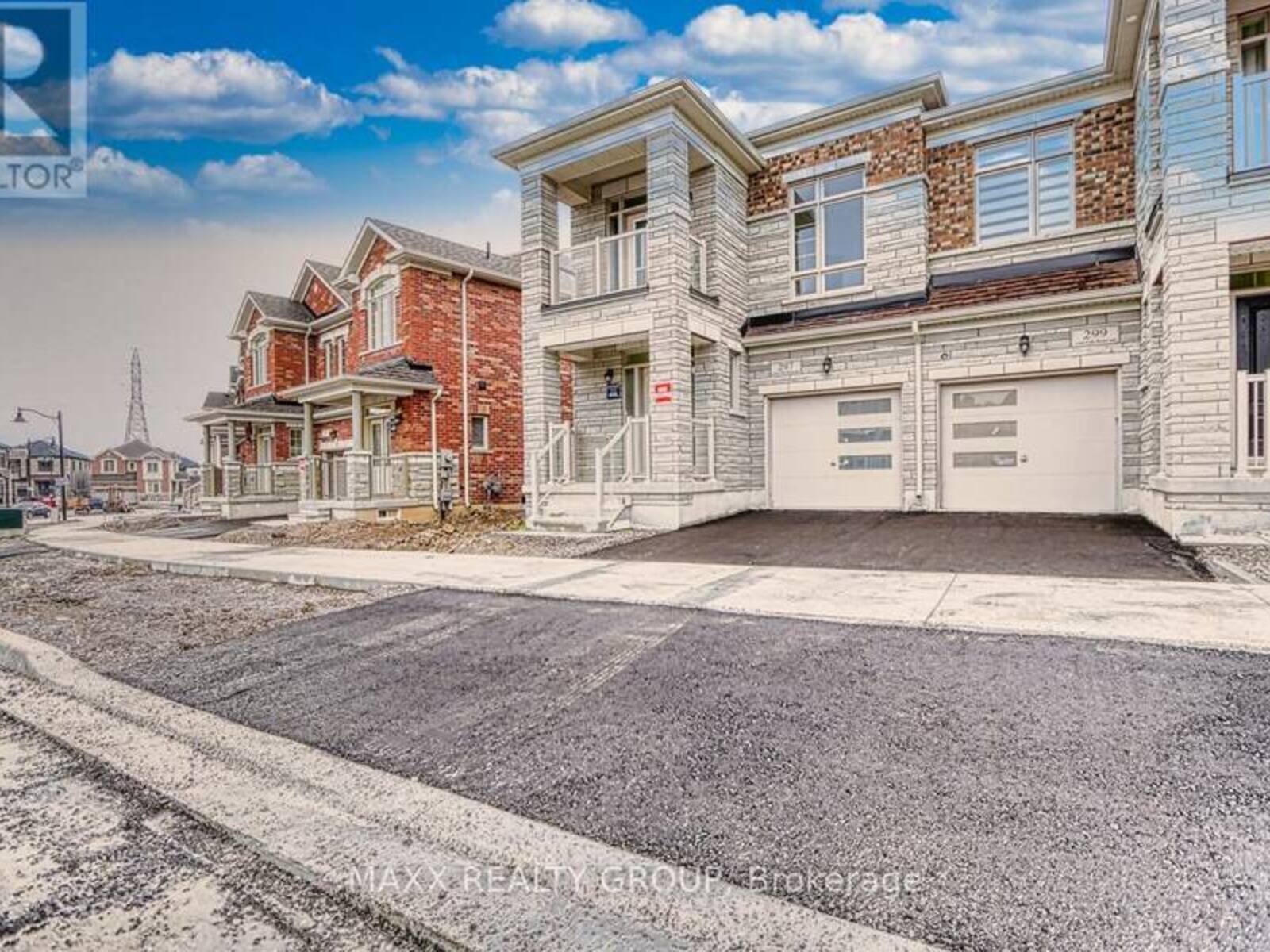 297 GREAT FALLS BOULEVARD, Hamilton, Ontario L0R 2H7