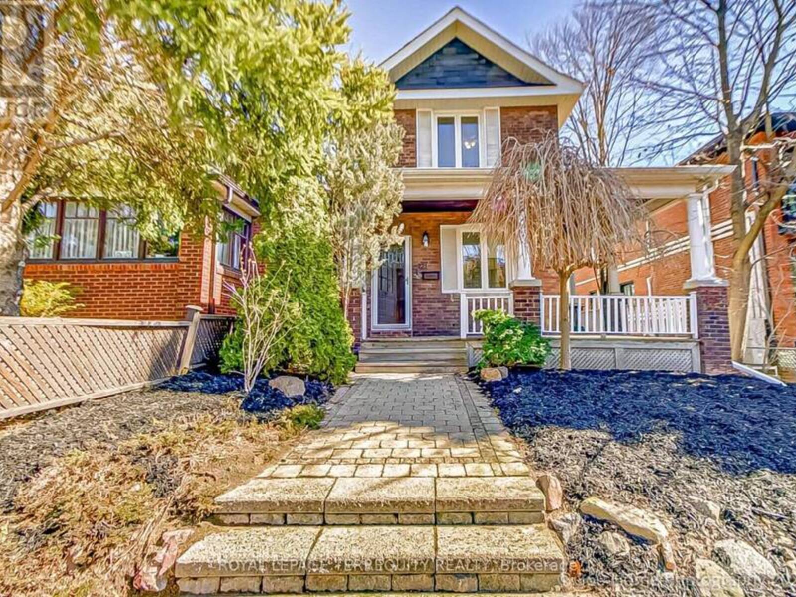 221 WINDERMERE AVENUE, Toronto, Ontario M6S 3K2