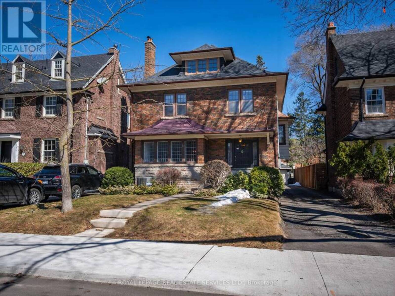 71 HIGHBOURNE ROAD, Toronto, Ontario M5P 2J3