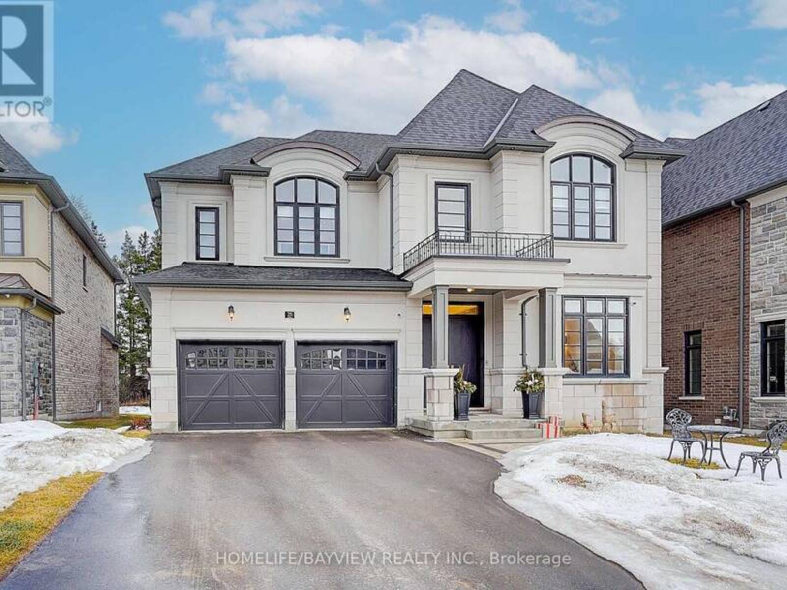 25 CALLA TRAIL, Aurora, Ontario L4G 6W4