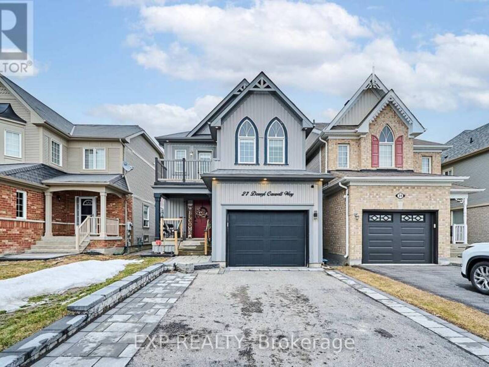 27 DARRYL CASWELL WAY, Clarington, Ontario L1C 0H9