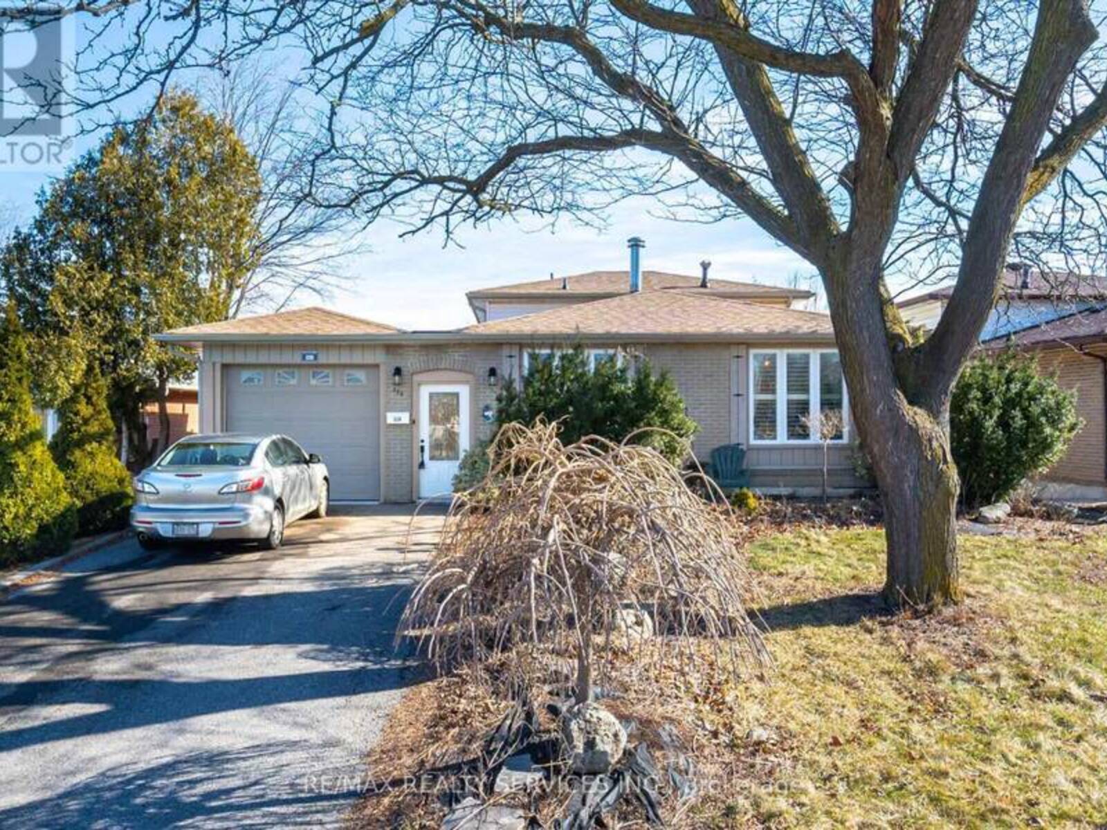 326 BARTLEY BULL PARKWAY, Brampton, Ontario L6W 2L3