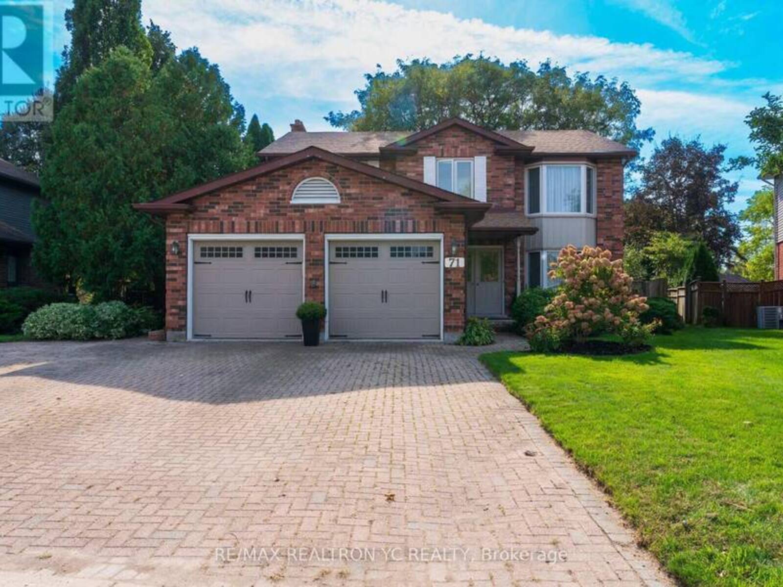 71 CHALFONT ROAD, London, Ontario N6H 4Y5