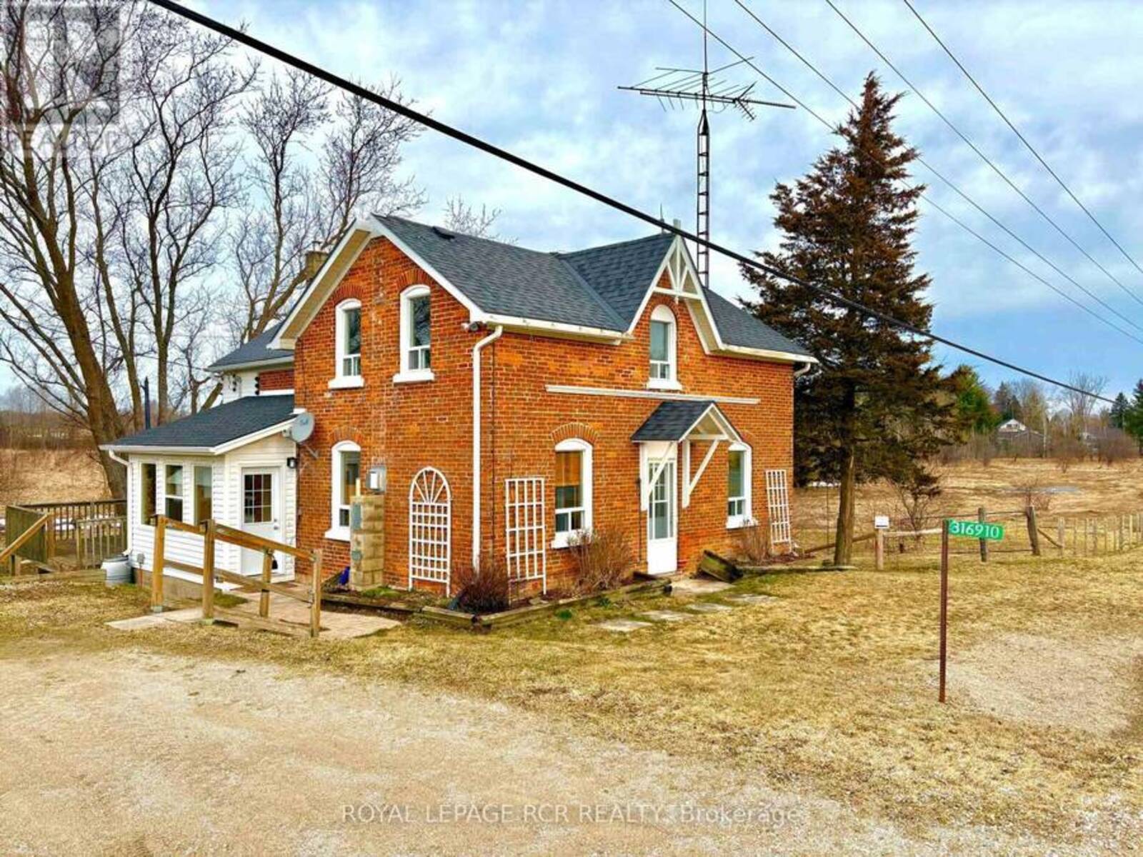 316910 HIGHWAY 6, Chatsworth, Ontario N0H 1G0