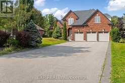 413 COVENTRY HILL TRAIL | Newmarket Ontario | Slide Image One