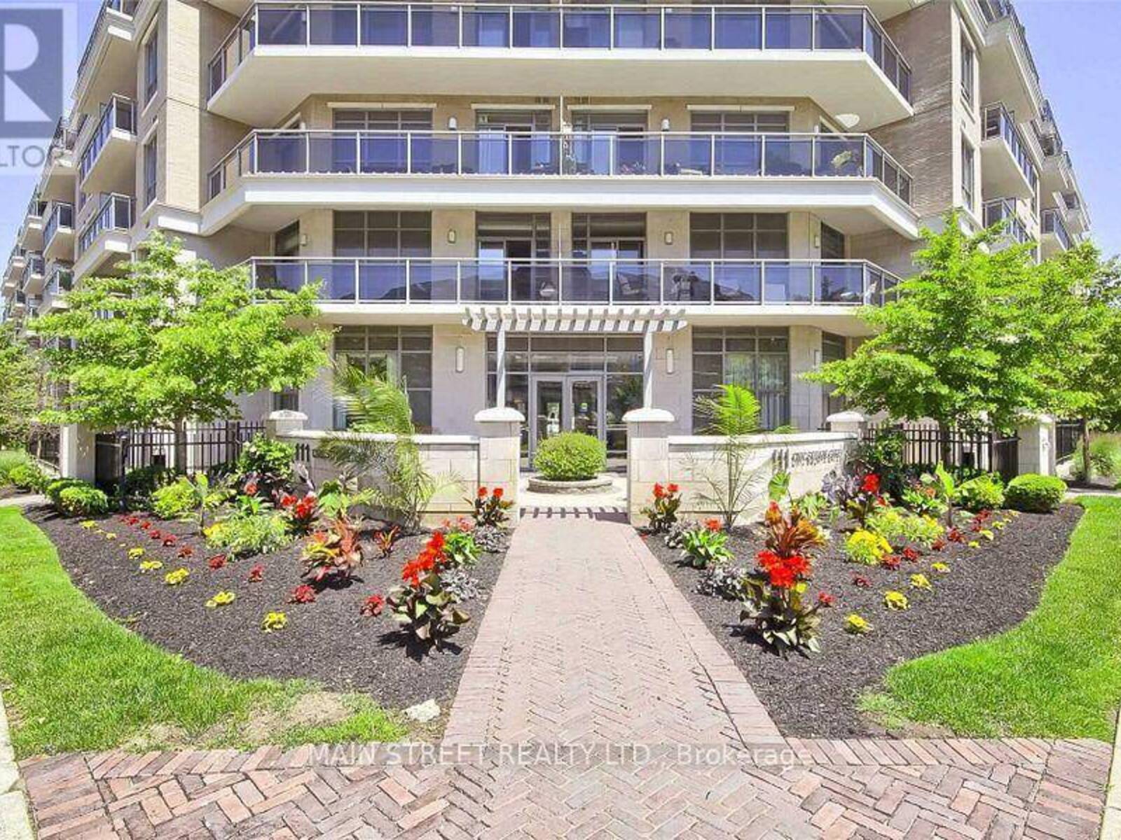 220 - 111 CIVIC SQUARE GATE, Aurora, Ontario L4G 0S6