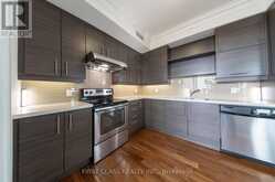 RG2 - 325 SOUTH PARK ROAD | Markham Ontario | Slide Image Eight