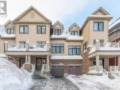 136 ALVIN PEGG DRIVE East Gwillimbury Ontario, L9N 0R7