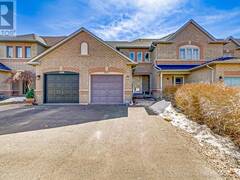 1857 WOODGATE COURT Oshawa Ontario, L1G 7Z2