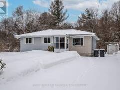 39 SANDSPRINGS CRESCENT Angus Ontario, L0M 1B0