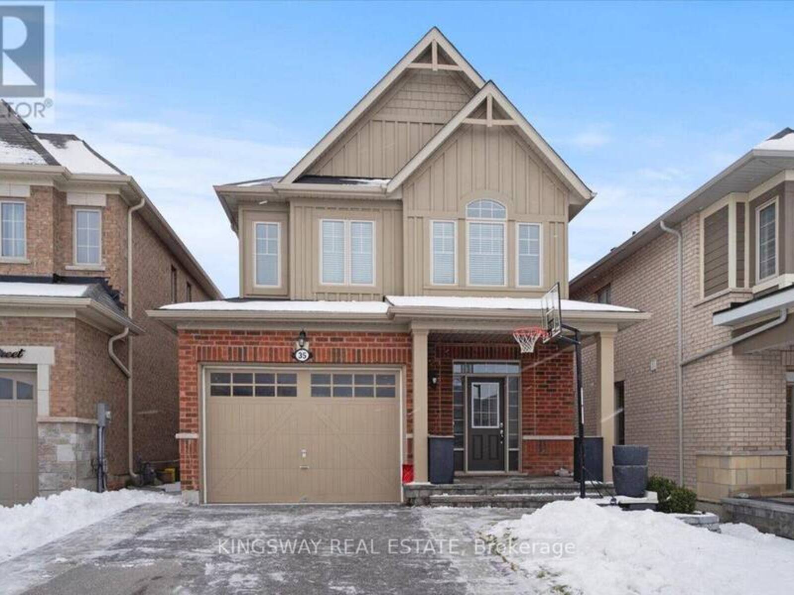 35 HACKETT STREET, East Gwillimbury, Ontario L9N 0P8