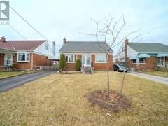 35 BISCAYNE BOULEVARD Toronto Ontario, M1R 1A1