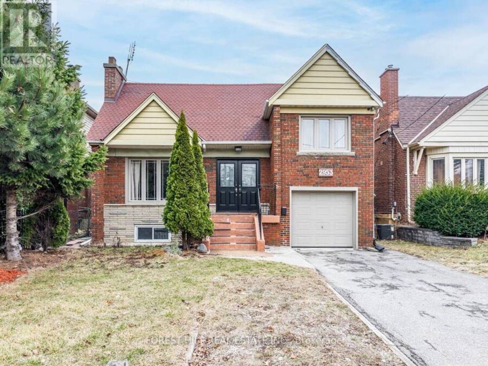 2953 KINGSTON ROAD, Toronto, Ontario M1M 1N9