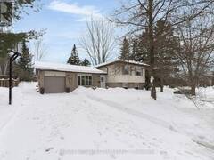 57 INDIAN ARROW ROAD Barrie Ontario, L4M 5P1