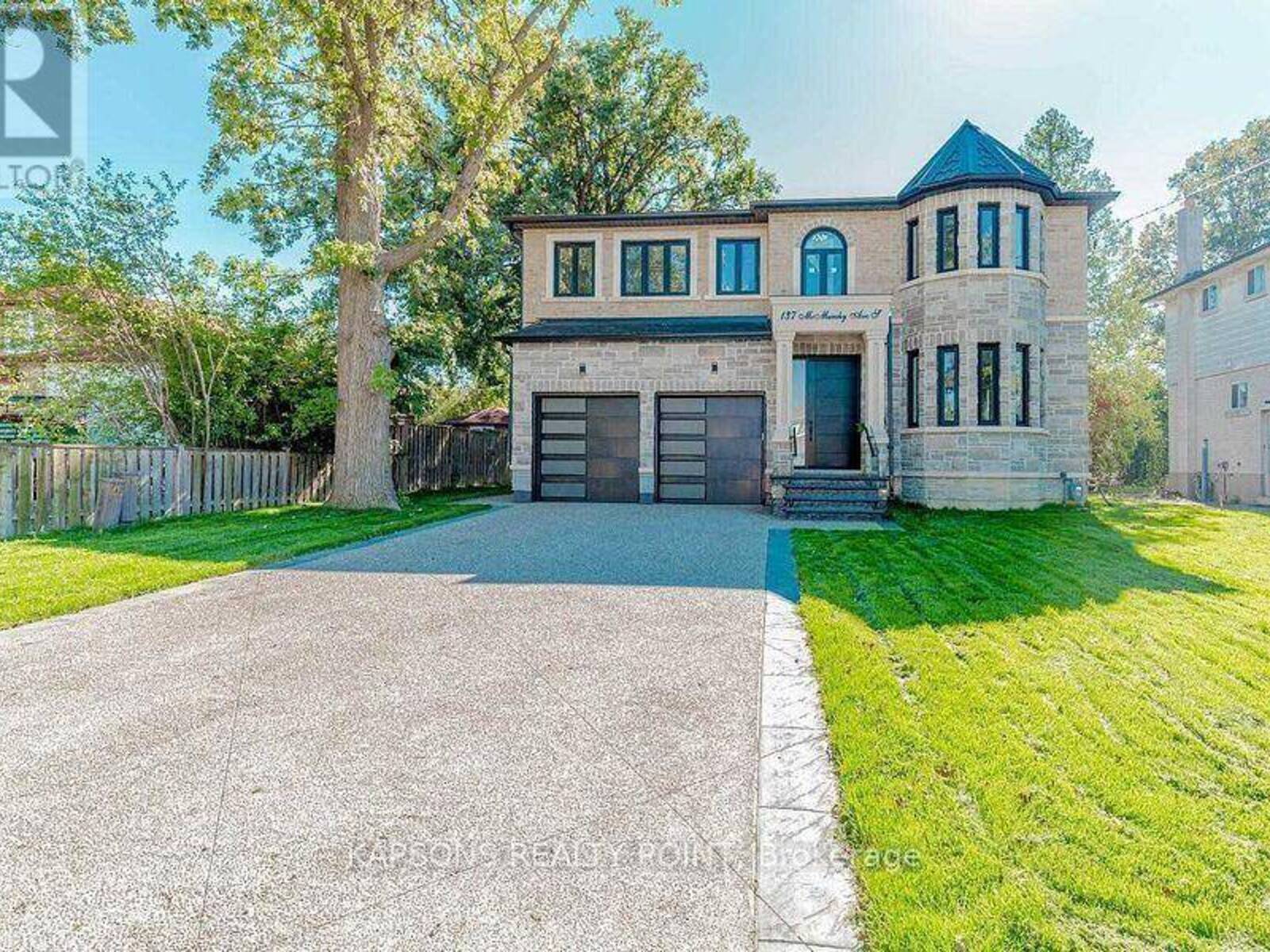 137 MCMURCHY AVENUE S, Brampton, Ontario L6Y 1Z1