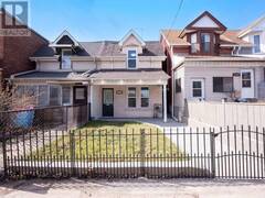 1456 DUFFERIN STREET Toronto Ontario, M6H 3L2