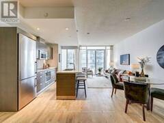 2710 - 88 PARK LAWN ROAD Toronto Ontario, M8Y 0B5