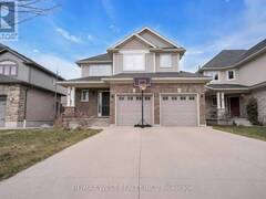 9 NOBLE LANE St. Thomas Ontario, N5R 5M9