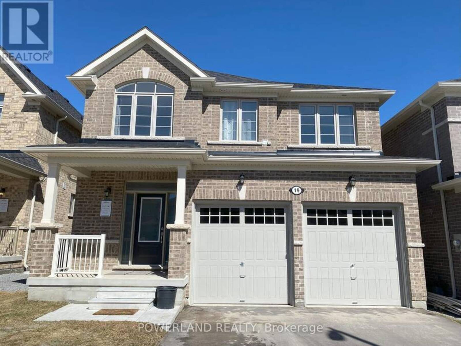 19 SAM BATTAGLIA CRESCENT, Georgina, Ontario L0E 1R0