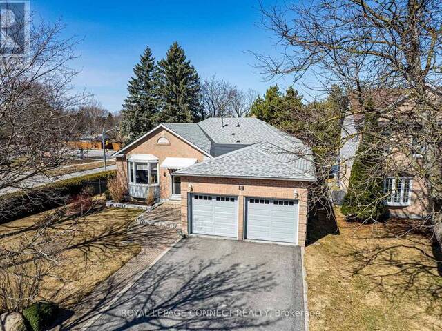 2 MILGATE PLACE Aurora Ontario, L4G 5R2 - 4 Bedrooms Home For Sale