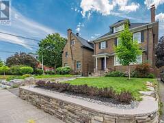 119 GLENVIEW AVENUE Toronto Ontario, M4R 1R2