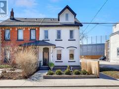 62 MCGEE STREET Toronto Ontario, M4M 2K9