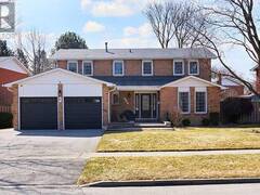 41 STEEN DRIVE Mississauga Ontario, L5N 2V3