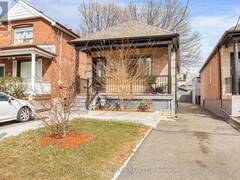 59 GUESTVILLE AVENUE Toronto Ontario, M6N 4N4