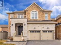 15 LEWIS AVENUE Bradford West Gwillimbury Ontario, L3Z 0W9