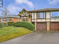 26 HEPWORTH DRIVE Toronto Ontario, M9R 3W3