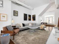 5 - 20 BROCKTON AVENUE Toronto Ontario, M6K 1S5