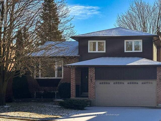 7 BECKETT AVENUE East Gwillimbury Ontario, L9N 1E6 - 3 Bedrooms Home For Sale