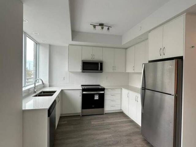 313 - 95 ATTMAR DRIVE Brampton Ontario, L6P 0Y6 - 2 Bedrooms Condo For Sale