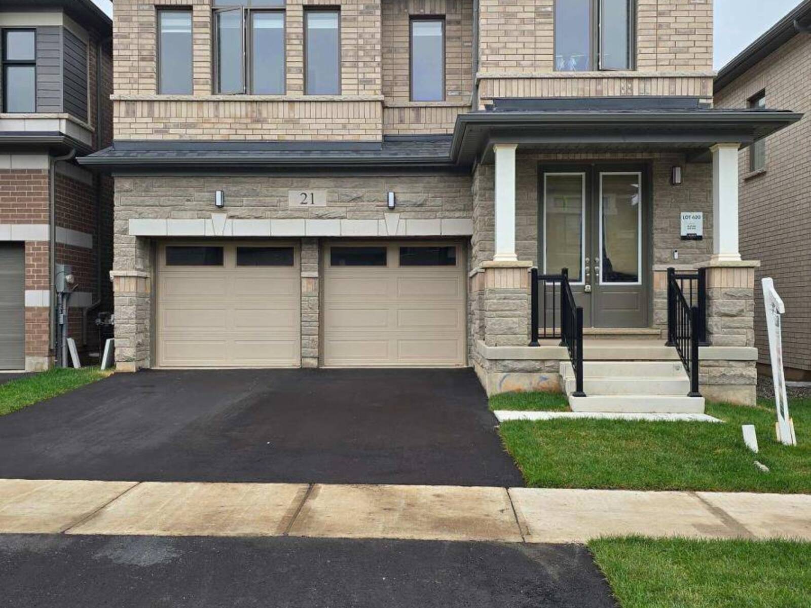 21 GIBSON DRIVE, Erin, Ontario N0B 1T0
