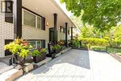 212 LOCKHART DRIVE | St. Catharines Ontario | Slide Image Three