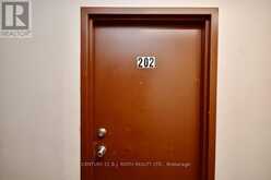 24 NORTH STREET N | Barrie Ontario | Slide Image Forty-six