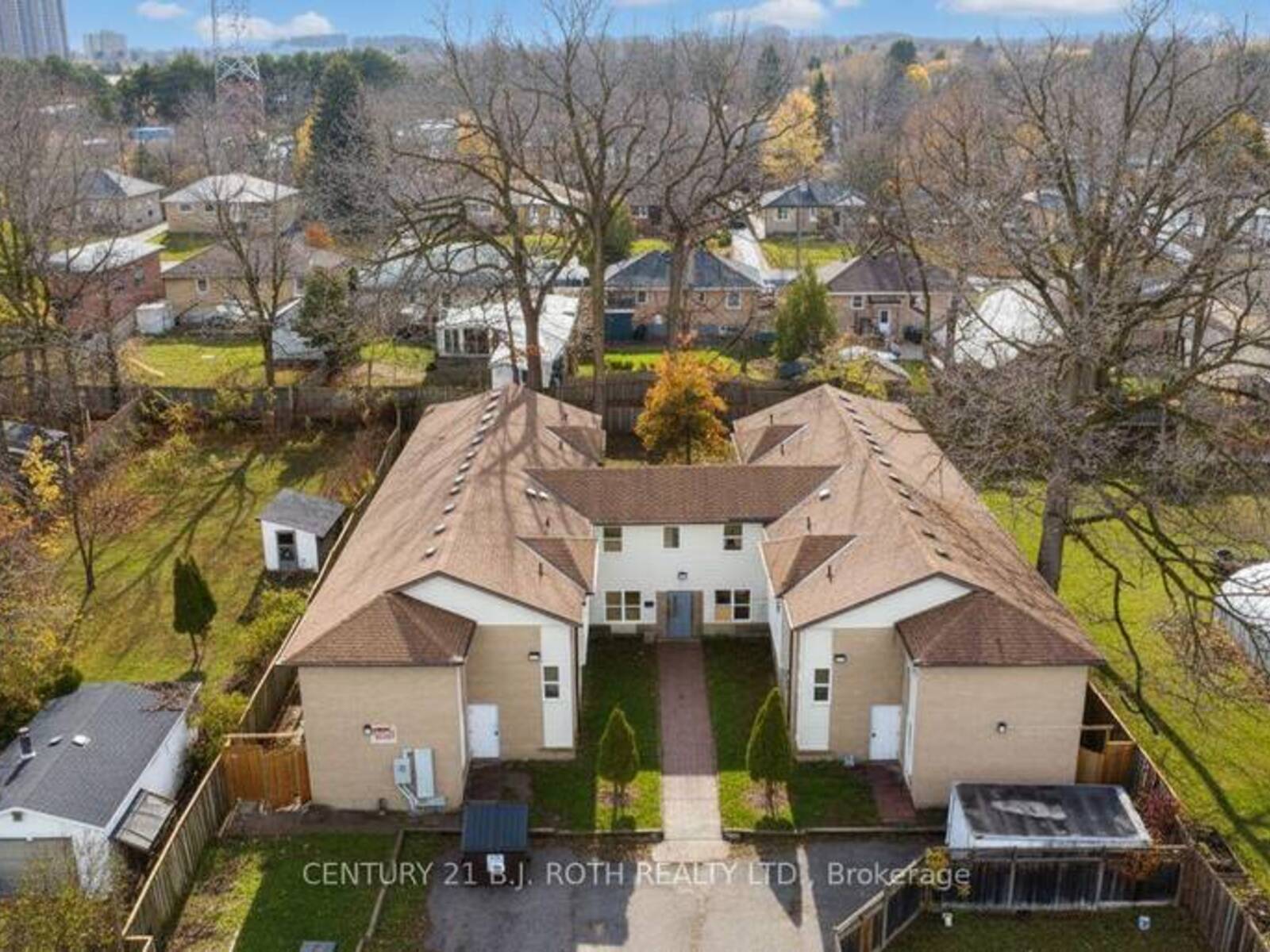 24 NORTH STREET N, Barrie, Ontario L4M 2R9