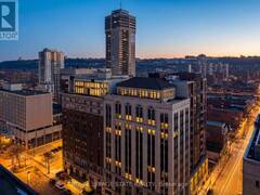 LPH13 - 118 KING STREET E Hamilton Ontario, L8N 1A8
