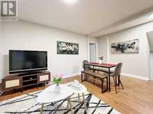 24 GENTRY CRESCENT | Richmond Hill Ontario | Slide Image Four