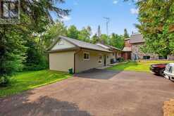 245 DAVIS DRIVE | Uxbridge Ontario | Slide Image Three