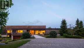 5211 TENTH LINE | Erin Ontario | Slide Image Two