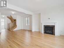 6 BANNISTER ROAD | Barrie Ontario | Slide Image Four