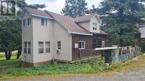 2324 60 HIGHWAY N | Huntsville Ontario | Slide Image Three