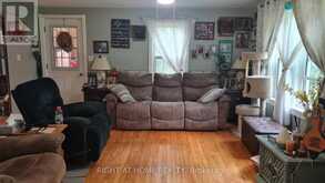 2324 60 HIGHWAY N | Huntsville Ontario | Slide Image Six