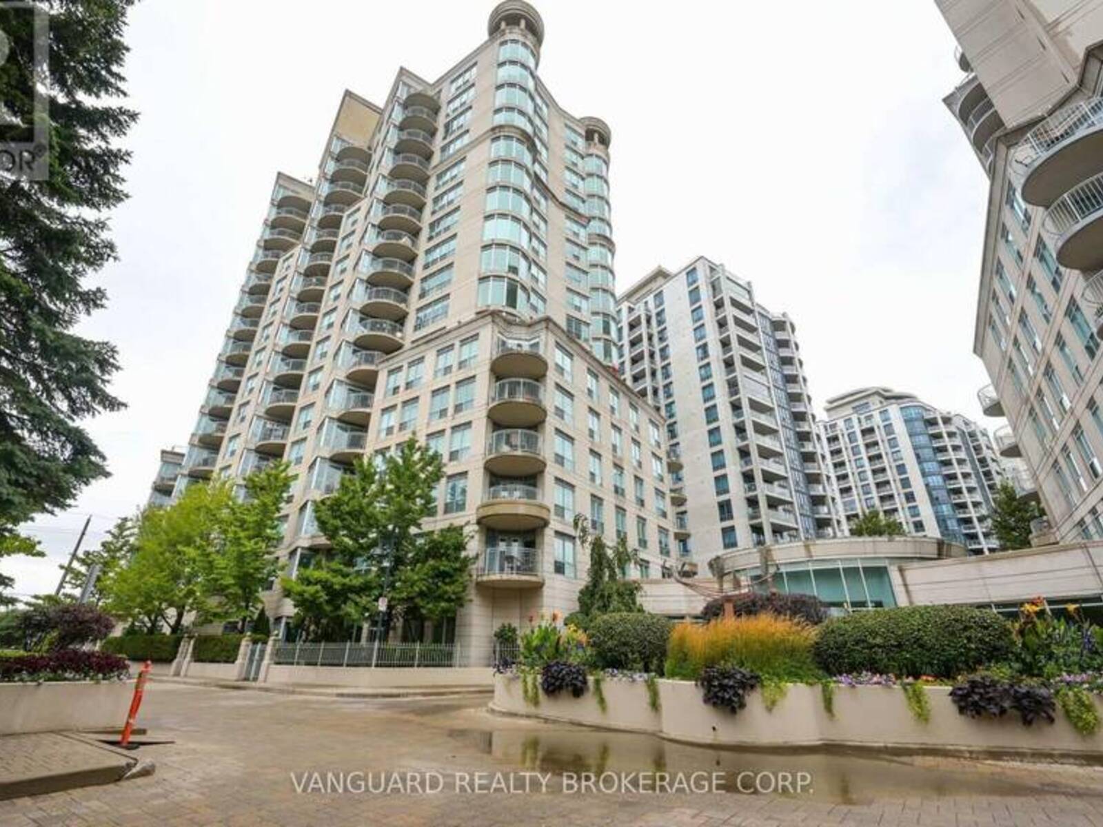 606 - 2111 LAKE SHORE BOULEVARD W, Toronto, Ontario M8V 1A1