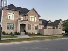 147 MCCANN CRESCENT Bradford West Gwillimbury Ontario, L3Z 0M6