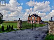 376 SANDFORD ROAD | Uxbridge Ontario | Slide Image One